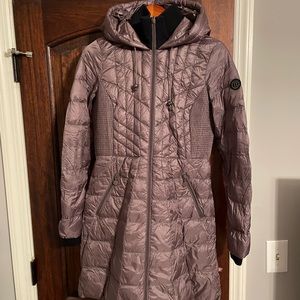 Bernardo packable jacket